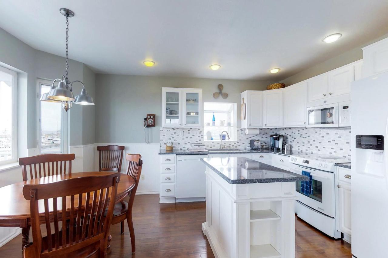 Westport Marina View Villa Ngoại thất bức ảnh